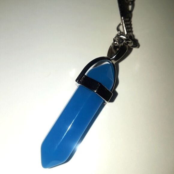Hand crafted blue glow in the dark pendant necklace - Picture 3 of 8